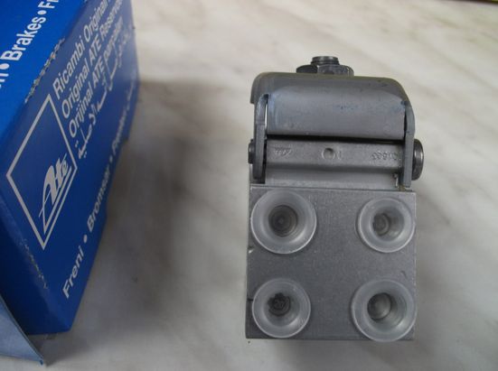 VW FOX 10/03- regulátor brzdovej sily /ATE/