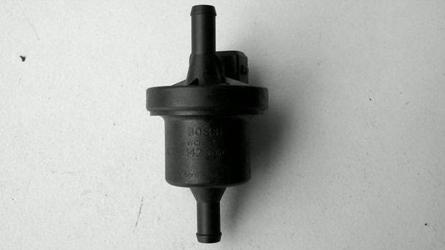 VW SHARAN 6/95-4/00 vetrací ventil palivovej nádrže /BOSCH/