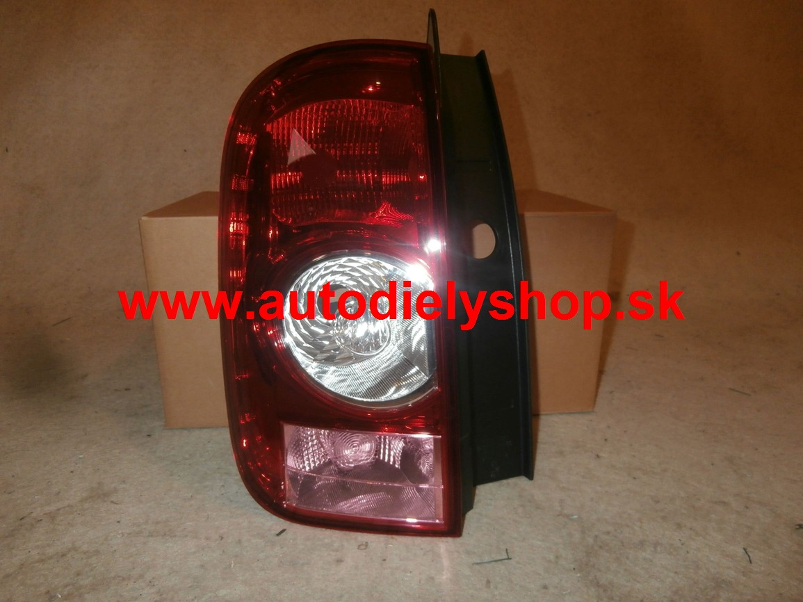 Dacia DUSTER 2010- zadné svetlo Lavé / do roku výroby 11/2013