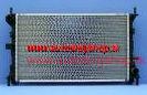  Ford Focus 98-04 Chladič vody na motory 1,4i-1,6i s AC 	