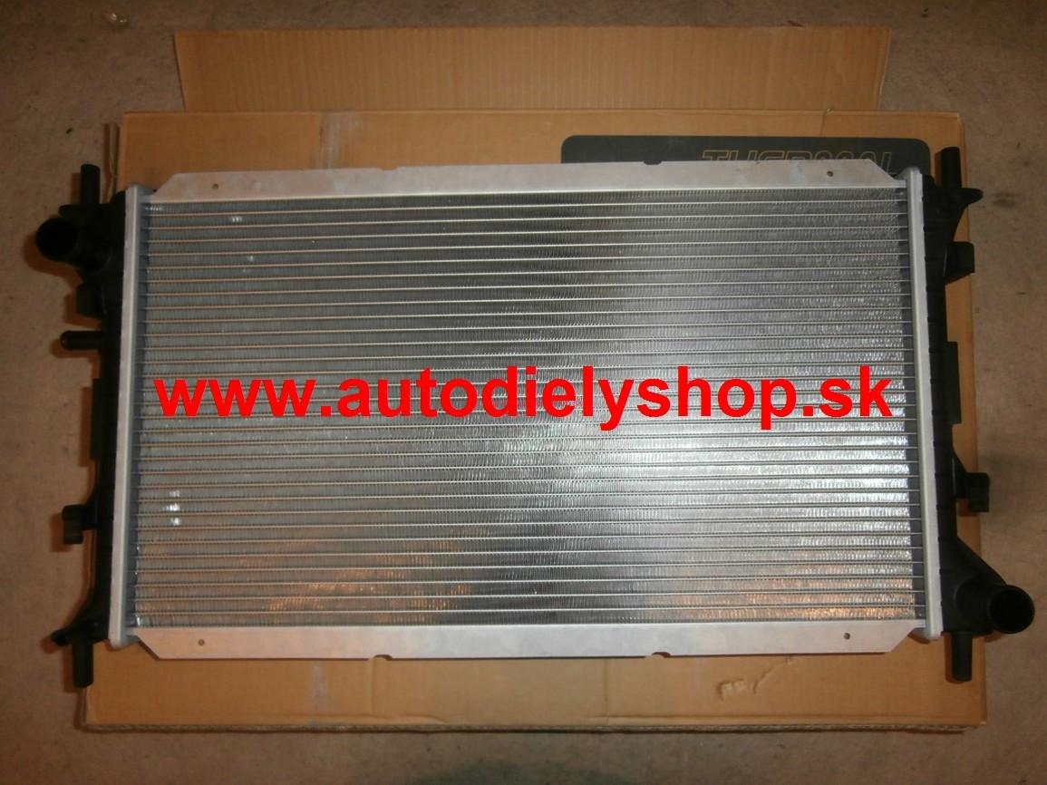  Ford Focus 98-04 Chladič vody pre motory 1,8i-1,8TDCi-2,0i s AC 
