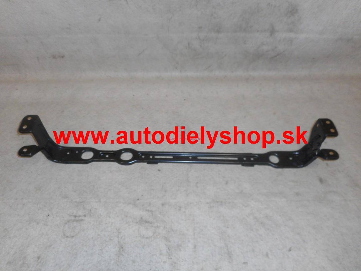 Ford Focus 98-04 spodný nosník 