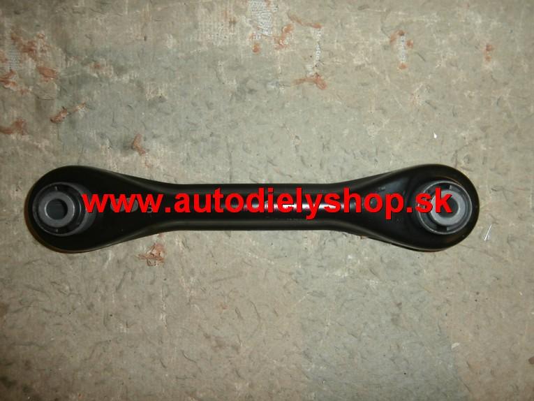  Ford Focus 98-04 zadné rameno horné ľavé. 
