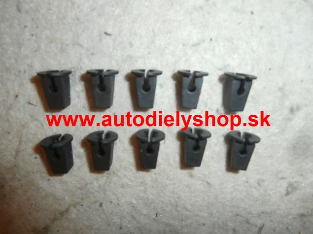 Seat IBIZA V 03/08- montážna kocka 10 ks veľa použití
