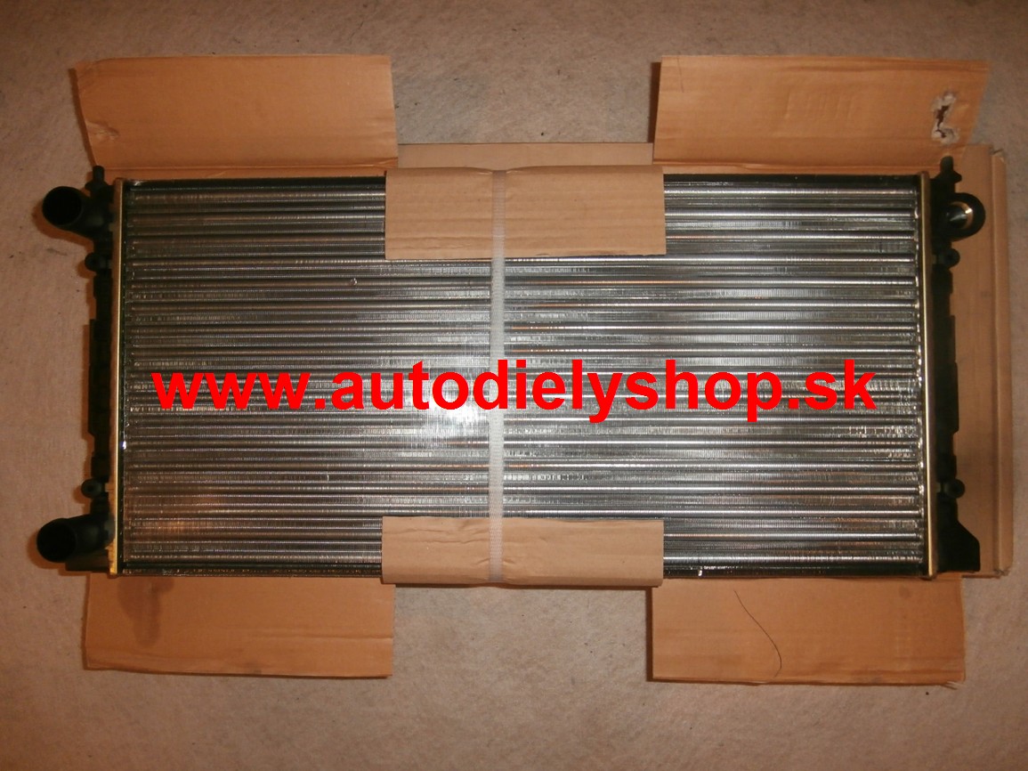 VW Passat B3 88-93 chladič vody 1,9TDi-1,8i-1,9D-2,0 bez AC