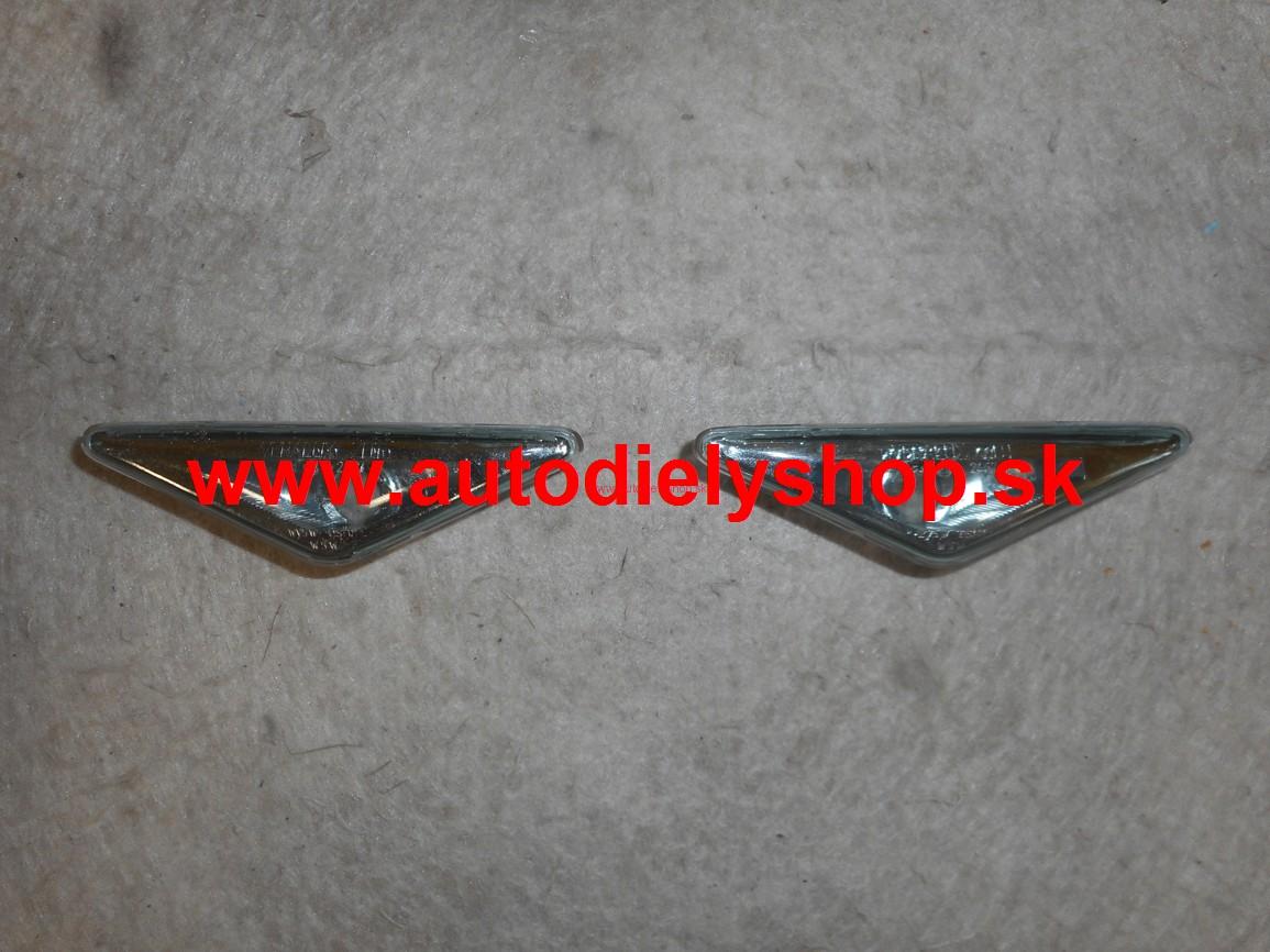  Ford Focus 98-04 bočné smerovky čierne Sada L+P 
