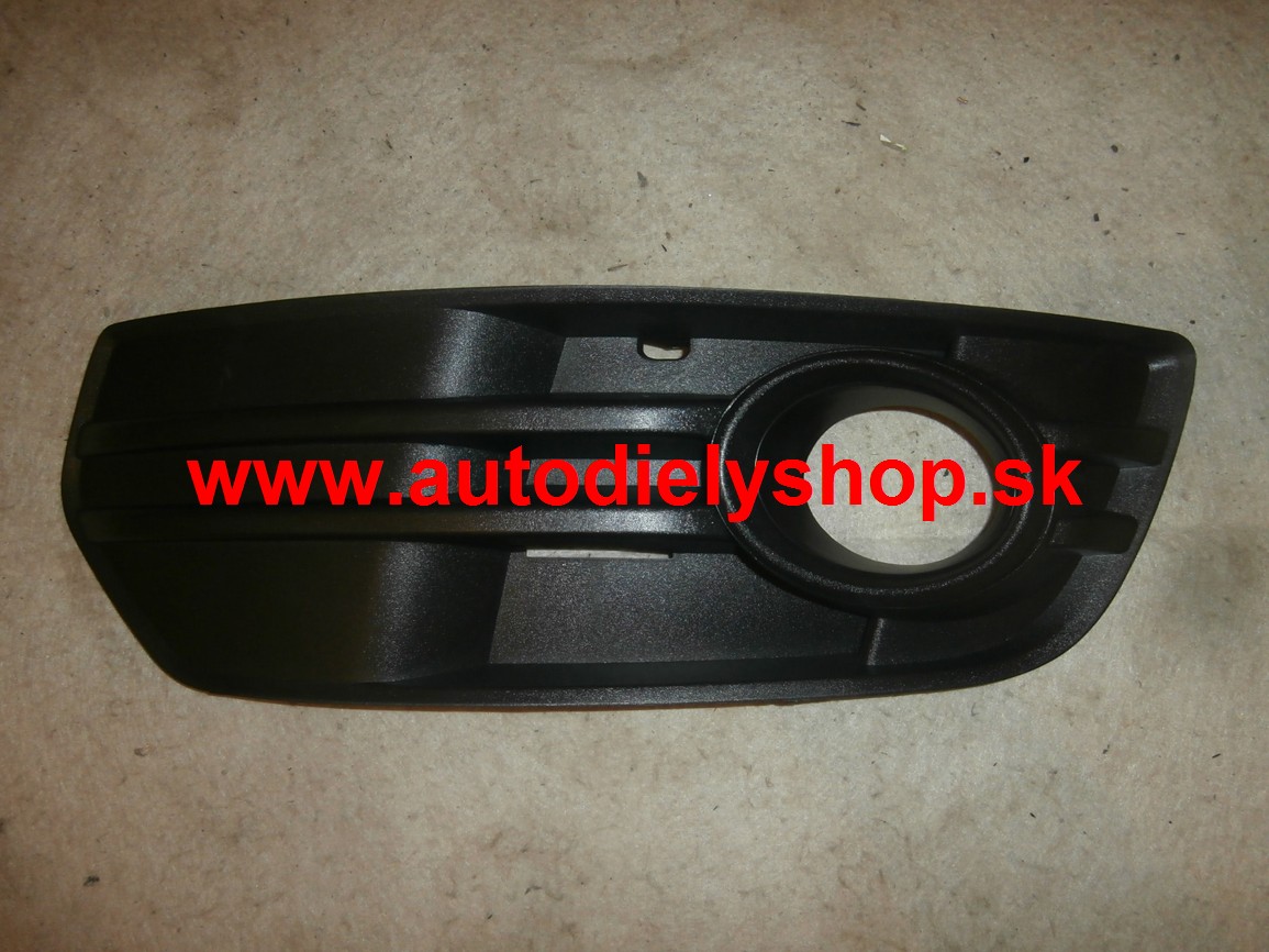 Audi Q5 11/2008- mriežka predného nárazníka Lavá