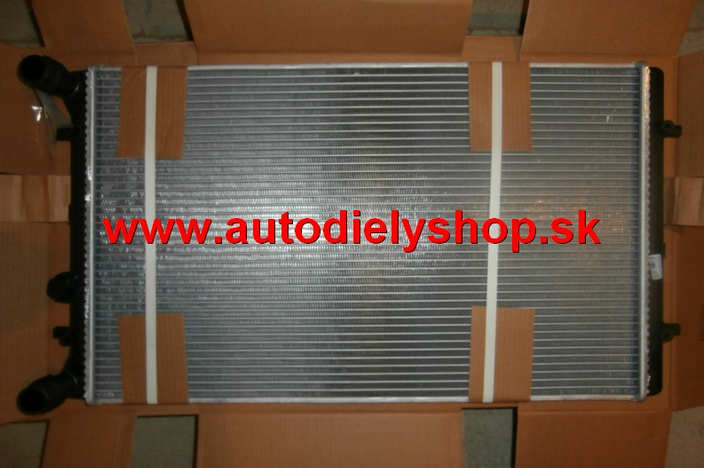 Audi TT 1/99-06 chladič vody / 1,8TURBO/ od r.v 2001