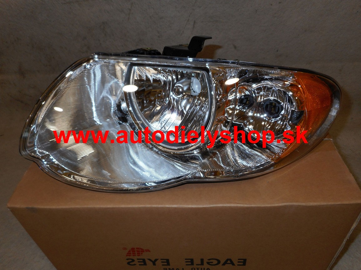 Chrysler VOYAGER 1/04-01/08 predné svetlo ľavé,USA verzia
