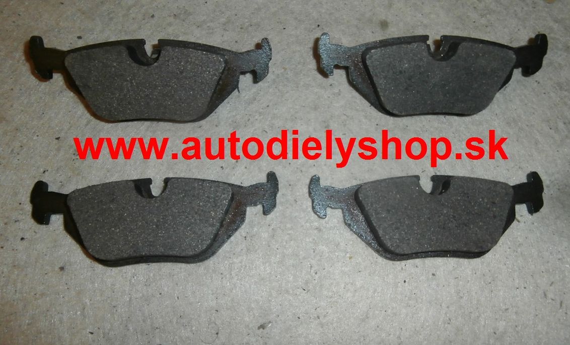 BMW 3 E46 01-05 zadné platničky Sada / SRL /