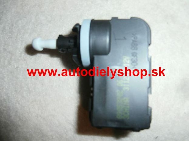 Seat EXEO 12/08- motorček svetla Pravý