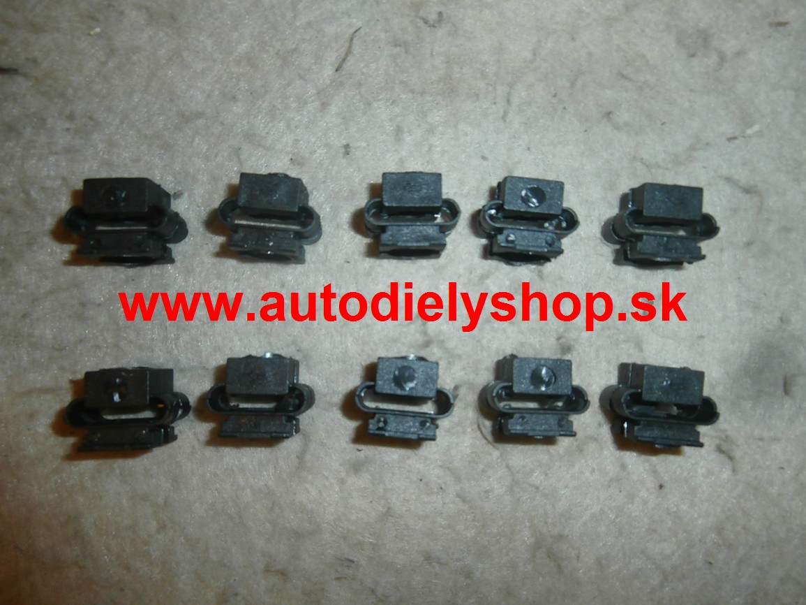Seat EXEO 12/08- montážne kocky podblatníkov 10ks