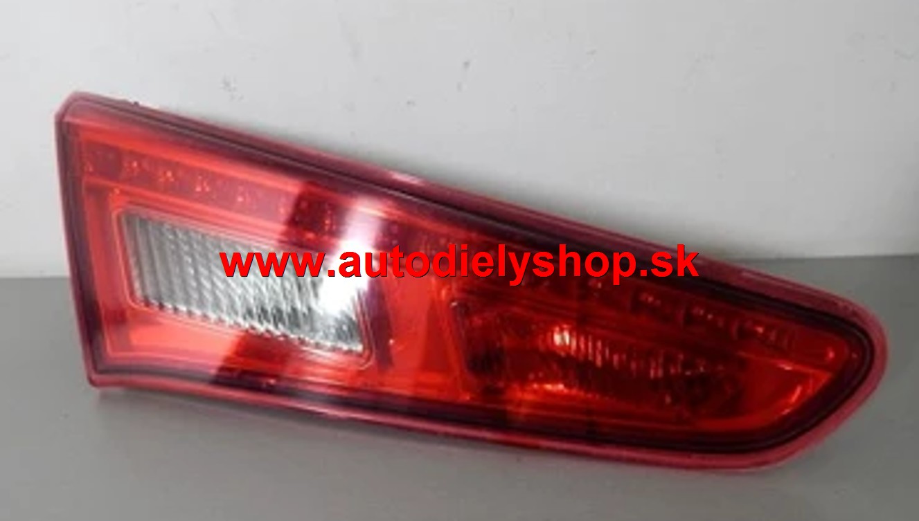  Alfa GIULIETTA 4/2010- zadné svetlo ľavé /vnútorné/ LED