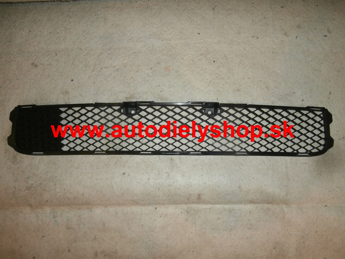 Mitsubishi LANCER 2008- mriežka predného nárazníka