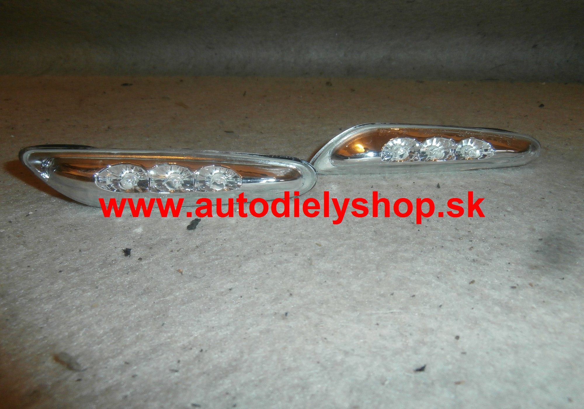 BMW 5 E60 8/03- bočné smerovky číre LED Sada L+P