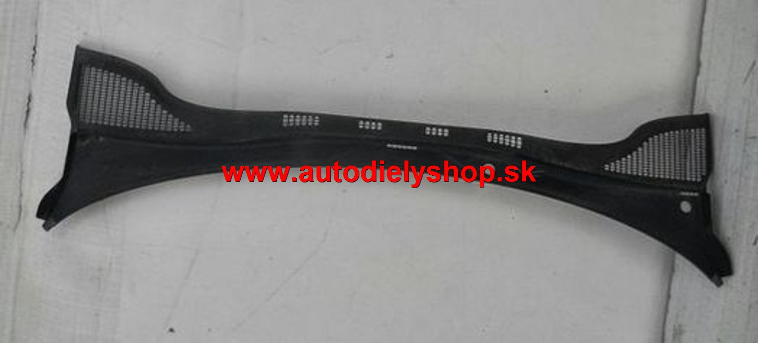 Seat TOLEDO 10/2012- torpédo pod čelné sklo ORIGINÁL
