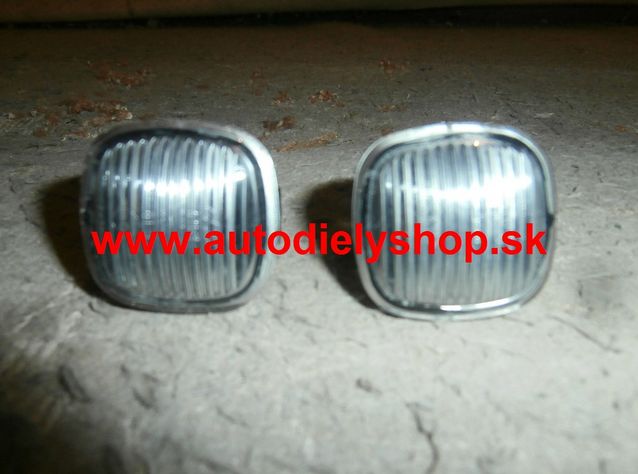 Seat TOLEDO 10/2012- bočné smerovky dymové Sada L+P