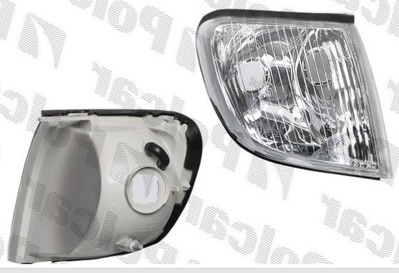 Hyundai H1 01/1998- predná smerovka pravá, biela, hladká