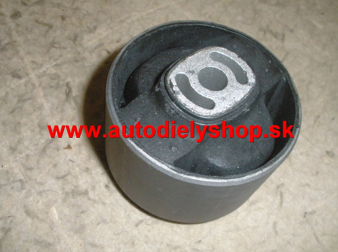 Citroen Xsara 97-00 silenblok motora 1,9D-2,0HDI / stredný 