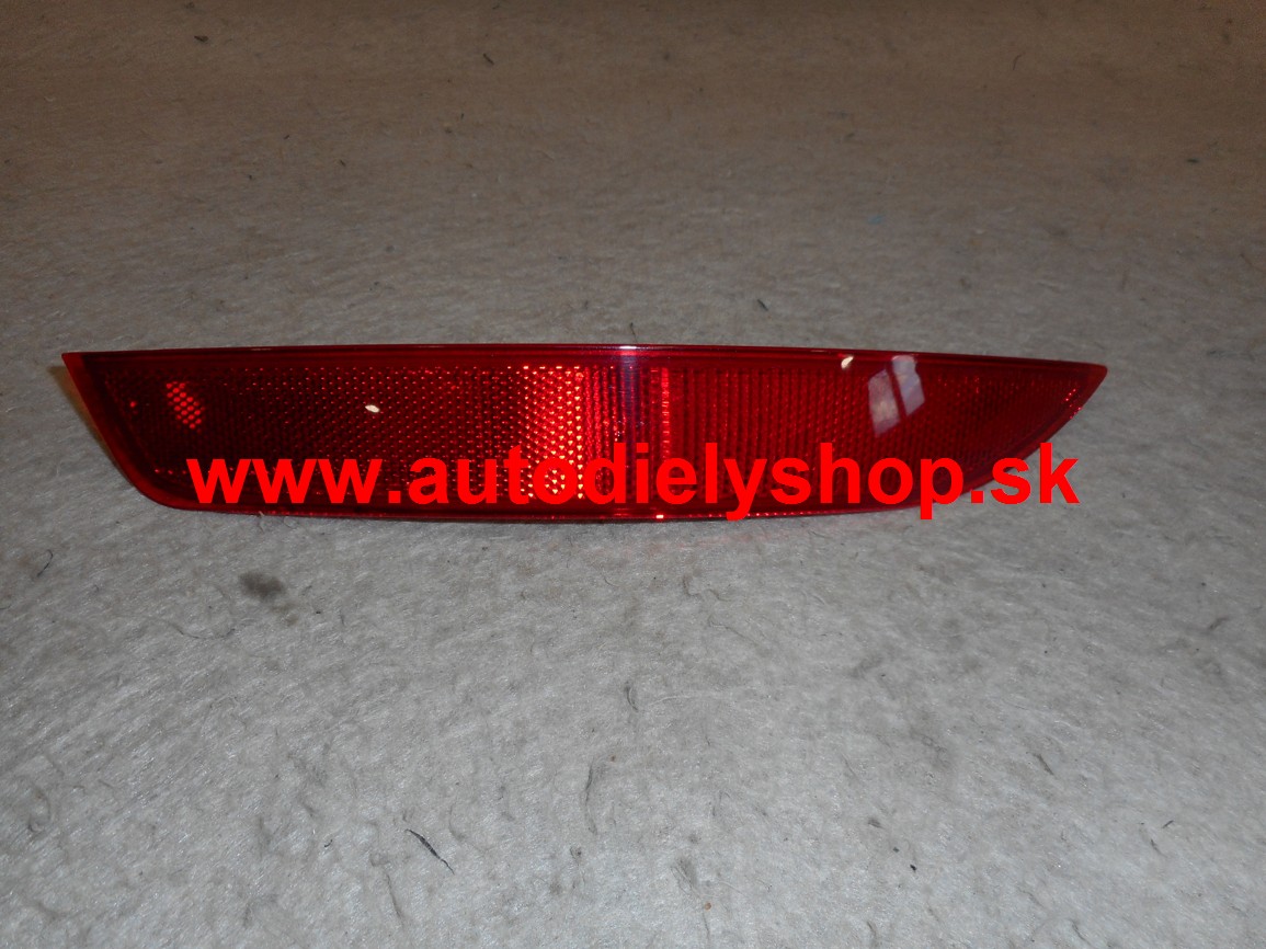 VW JETTA 04/10- odrazka do zad.nárazníku ľavá ORIGINÁL
