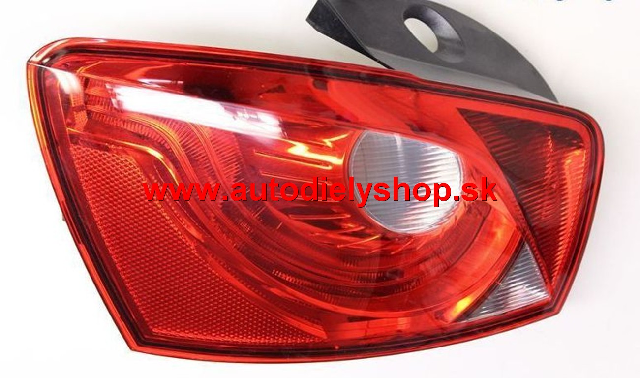 Seat IBIZA 4/2012-   zadné svetlo ľavé, čierne ,ECE