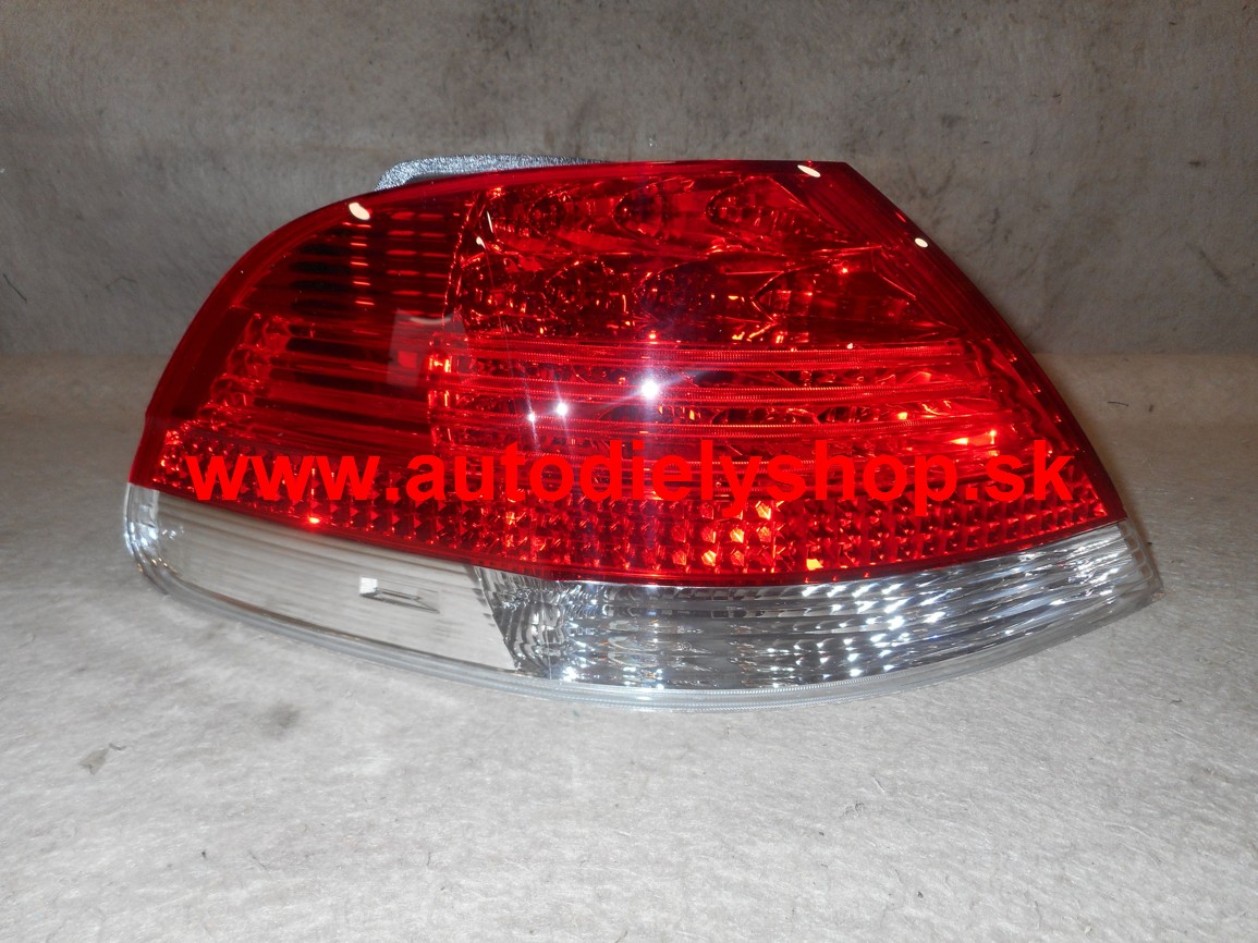 BMW 7 E65, E66 10/2001-2009 zadné svetlo vonkajšie ľavé (s obj.) [03 / 05-]