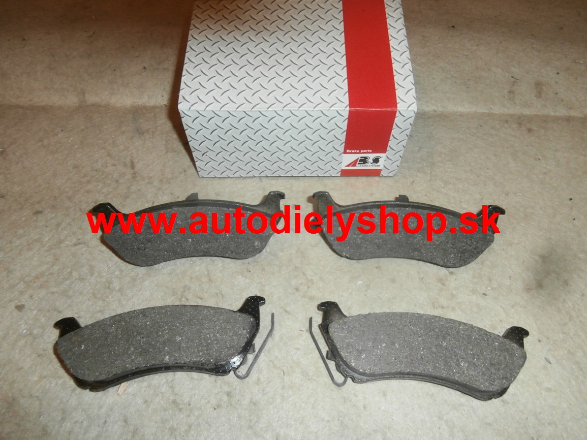 Mercedes M /W163/ 02/98-06/05  Zadné brzdové platničky Sada 