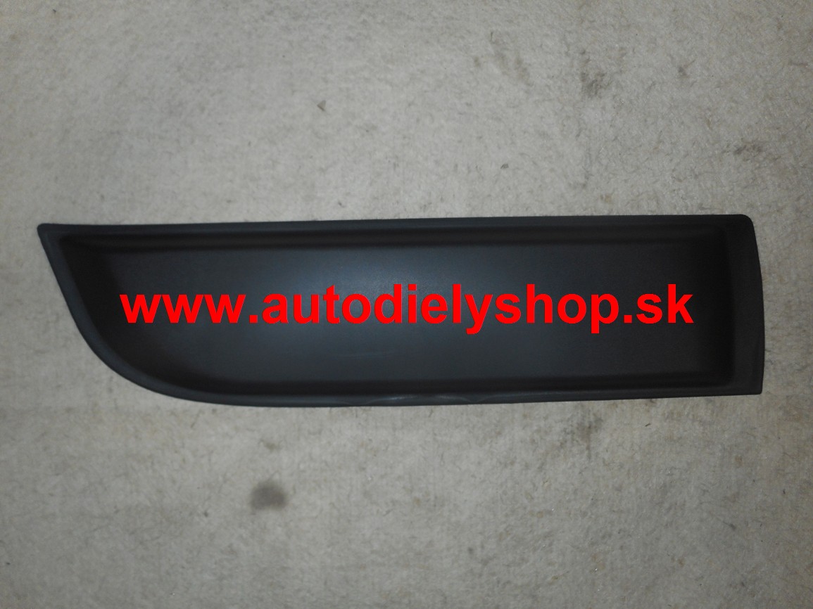 Dacia DUSTER 2010- lišta zadných dverí pravá 