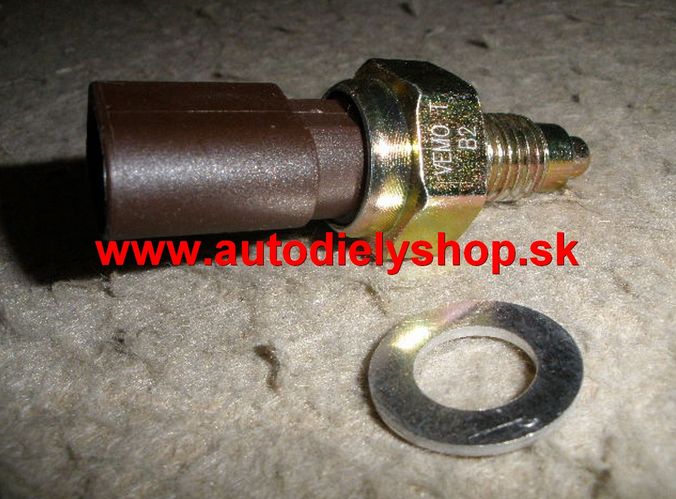 VW GOLF V KOMBI 09/05-09/10  spínač spiatočky.