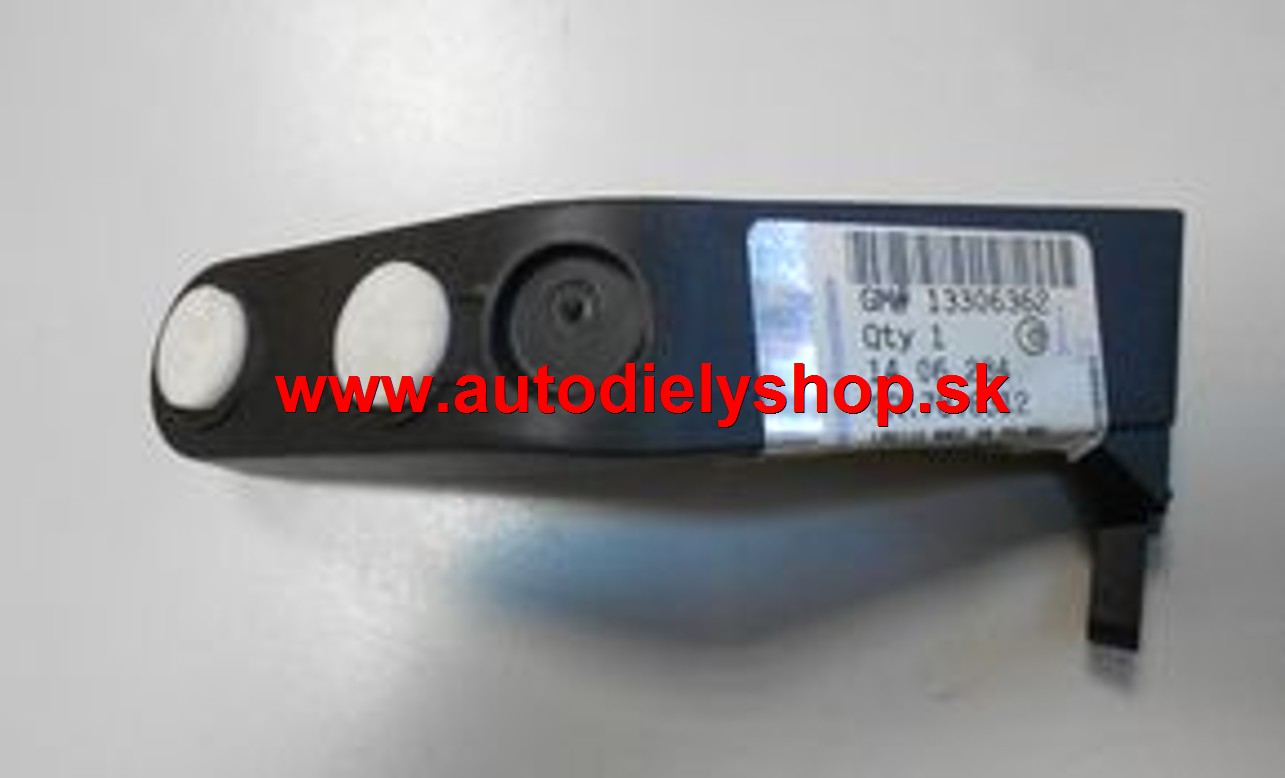 Opel ASTRA J 12/09- vnútorný držiak zad.nárazníka ľavý /PRE KOMBI/