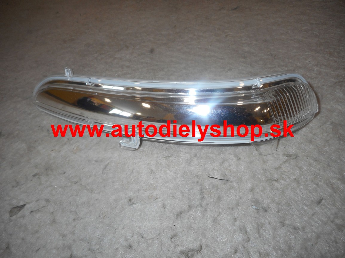 Peugeot 208 04/12- smerovka do spätného zrkadla  pravá