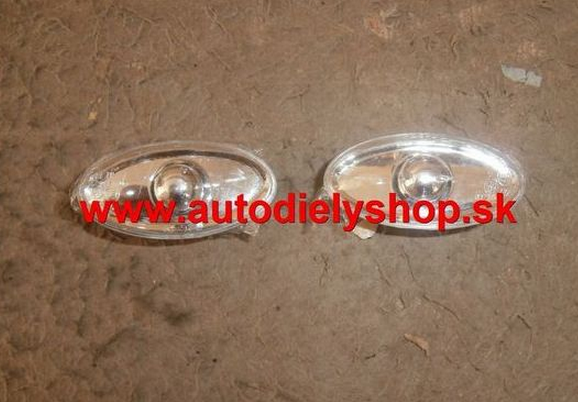 Mazda 121 1/96-2/00 bočné smerovky čire Sada L+P