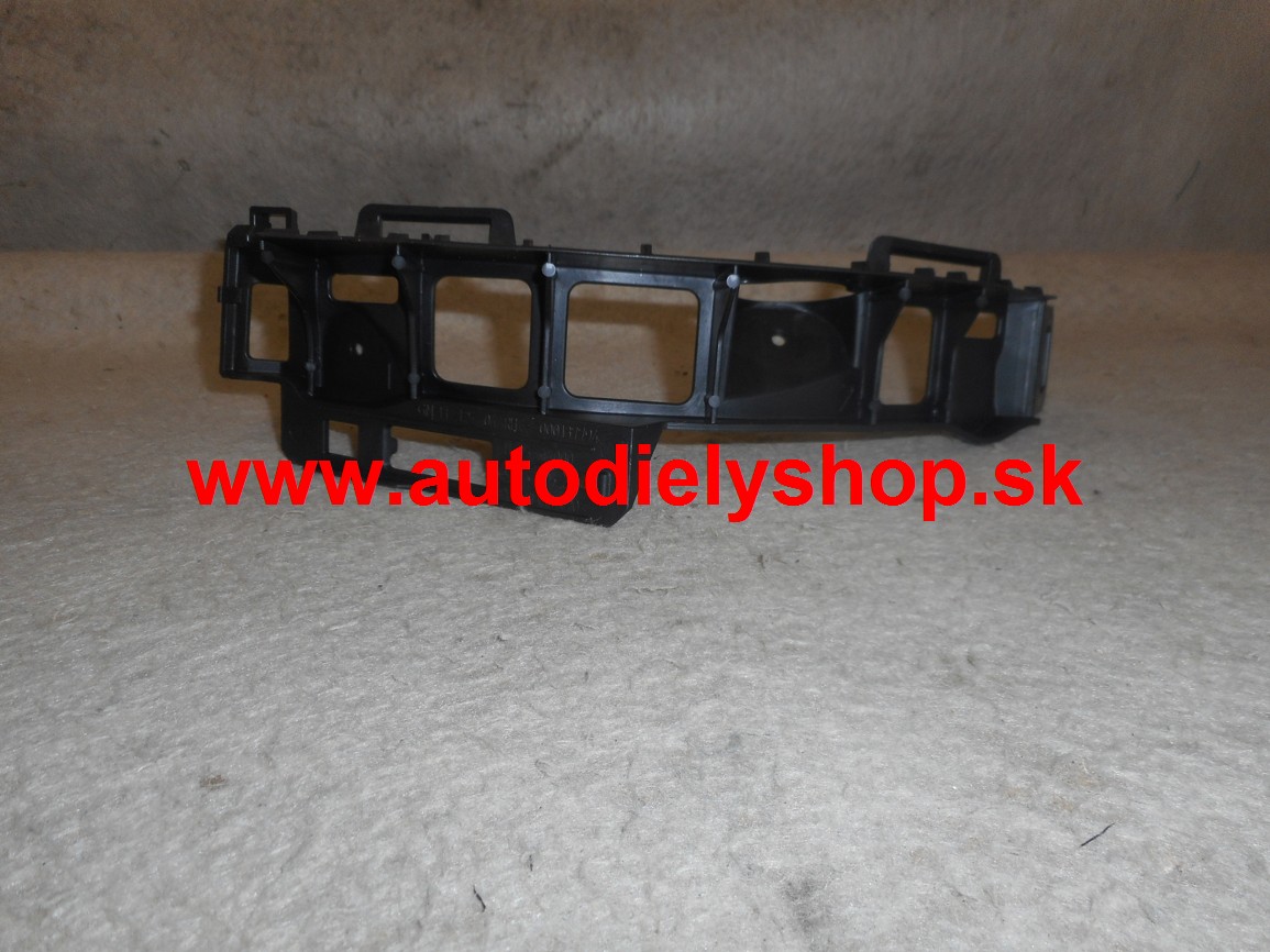 Opel ZAFIRA 2/2008-2011 držiak zadného nárazníku Pravý /vnútorný