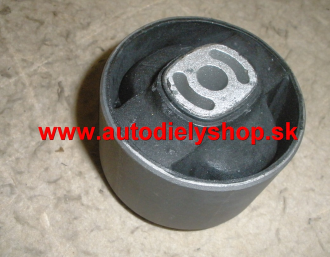 Peugeot 307 01-05 silenblok motora 1,4HDi-2,0HDi / stredný