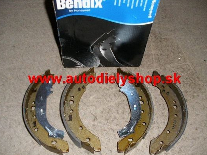 Renault Clio 7/01-9/05 zadné čeluste 203mm Sada / BENDIX /