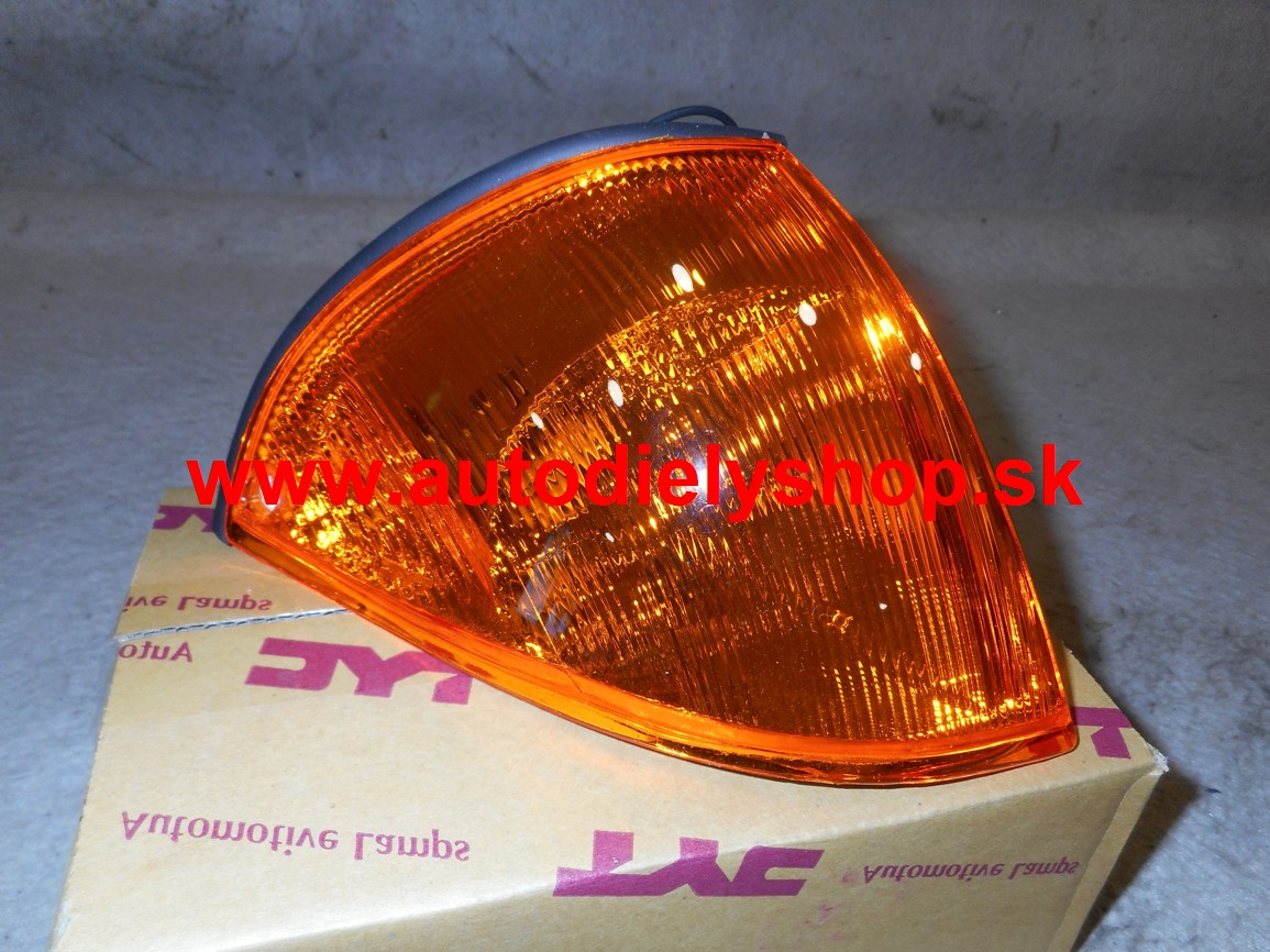 Suzuki SWIFT 9/96-05 predná smerovka žltá pravá /TYC/