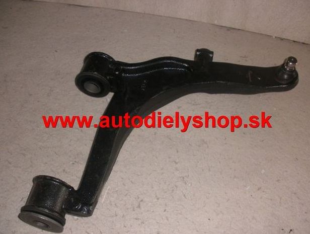 Nissan INTERSTAR 02-07 predné rameno pravé