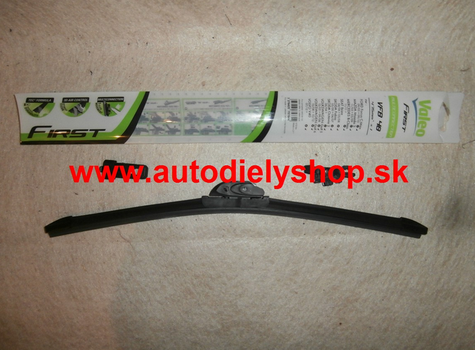 Renault THALIA 8/01- predný stierač 450mm,Pravý / VALEO /