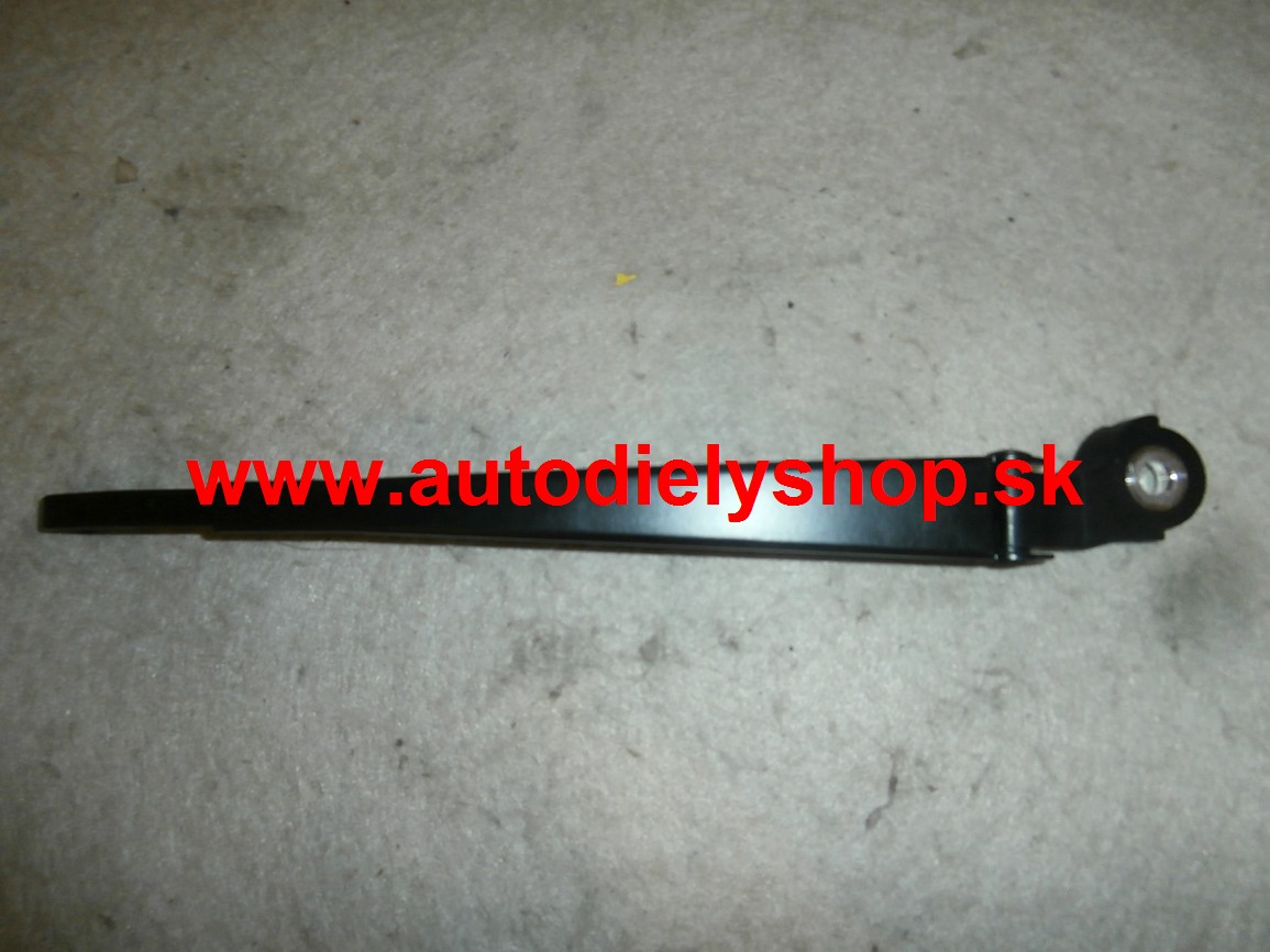 Audi A3 9/96-9/00 zadné ramienko stierača