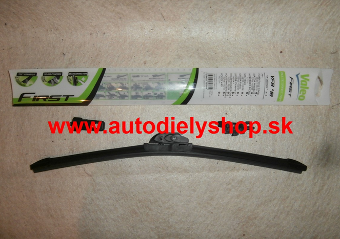 Toyota COROLLA 3/5dv 7/04- predný stierač 450mm,Pravý / VALEO /