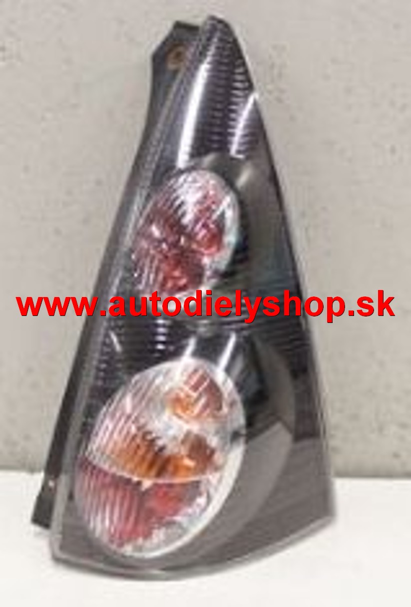 Citroen C1 2/2009-2012 zadné svetlo pravé /bez objímky/