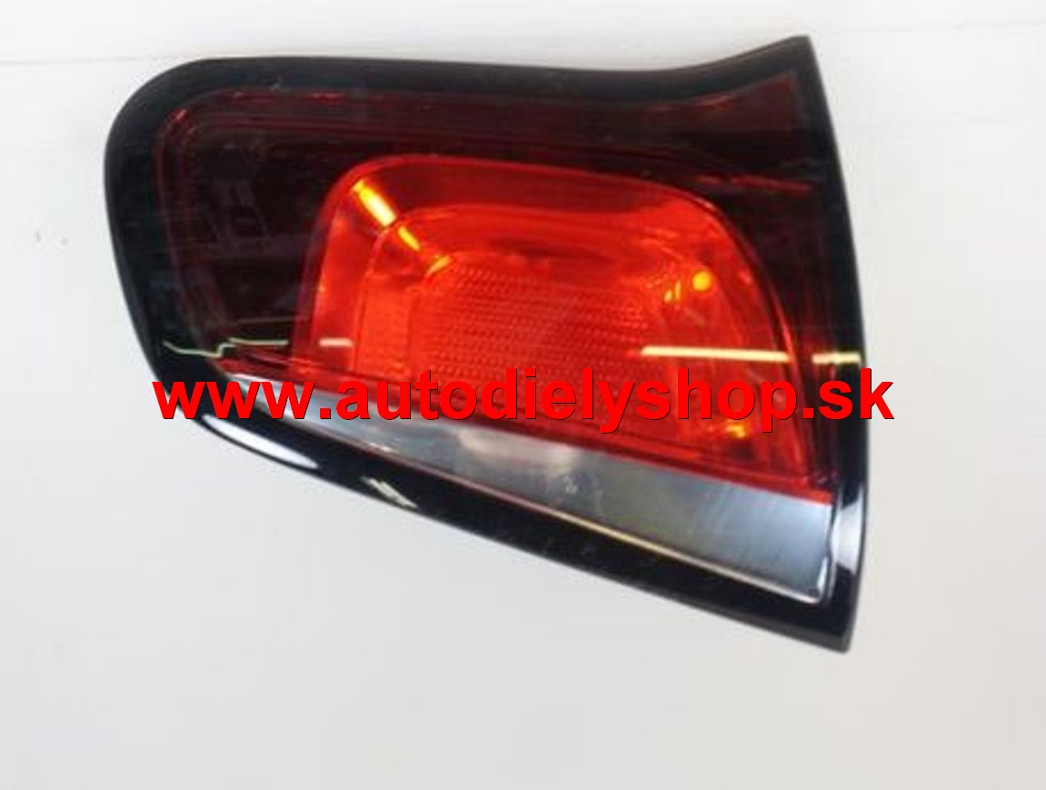 Citroen C3 2013- zadné svetlo vnútorné ľavé bez objímky /VALEO/