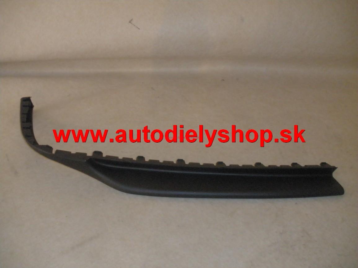 VW Passat B3 88-93 spodný spojler Pravý 