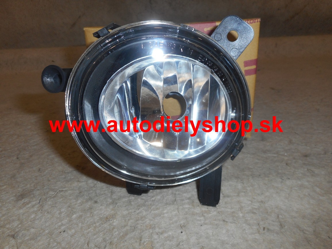 BMW 2 F22 10/2013- predná hmlovka H8 ľavá / TYC
