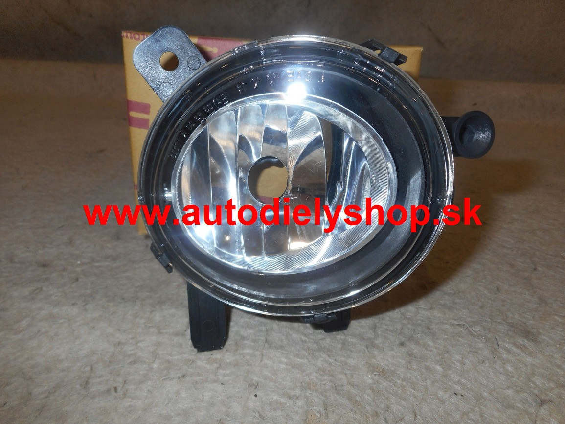 BMW 2 F22 10/2013- predná hmlovka H8 pravá / TYC