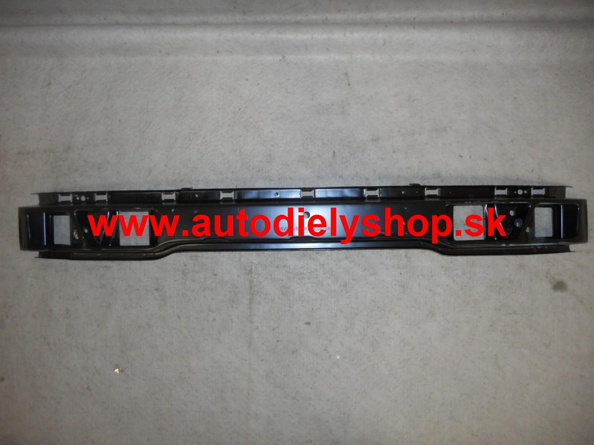 VW Passat B4 93-96 výstuha predného nárazníku 