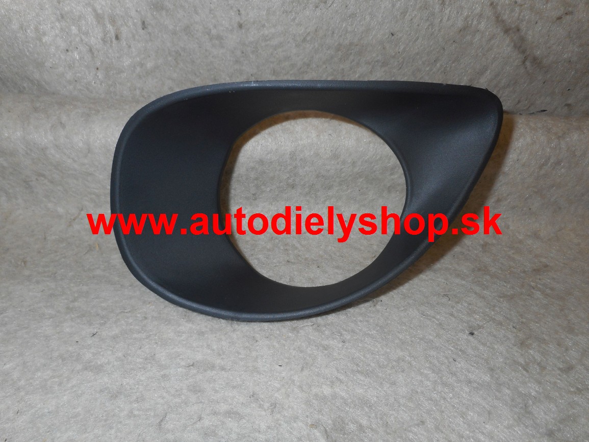 Toyota YARIS 2/06-3/09 rámik prednej hmlovky ľavý 