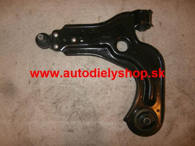 Mazda 121 1/96-2/00 predné rameno Lavé / so servom /