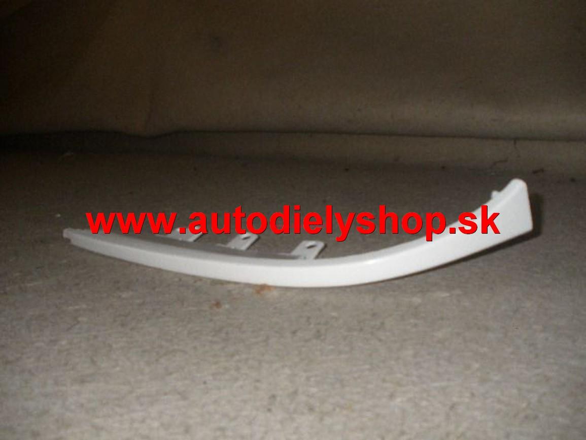 Mazda 323 SED 10/96-10/98 Lišta pod svetlo ľavá 