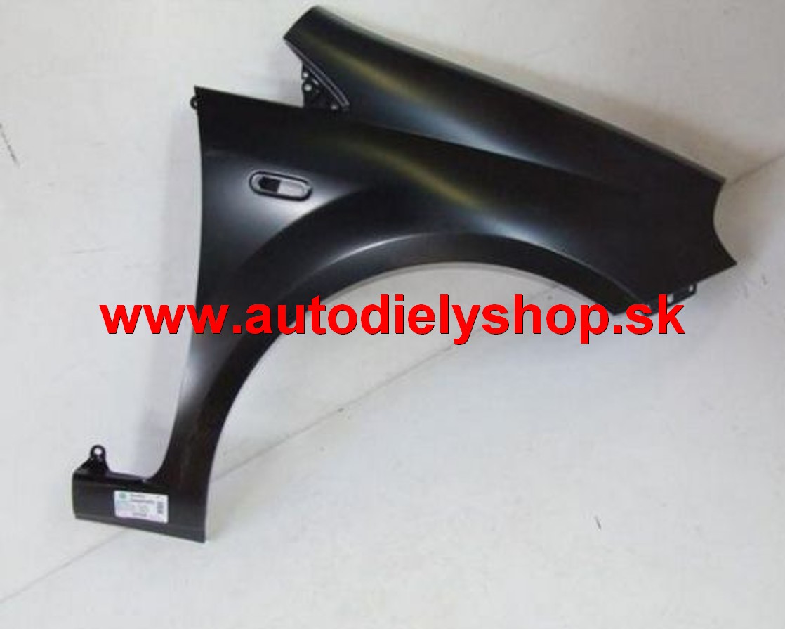 Fiat Punto 02/12- predný blatník pravý 